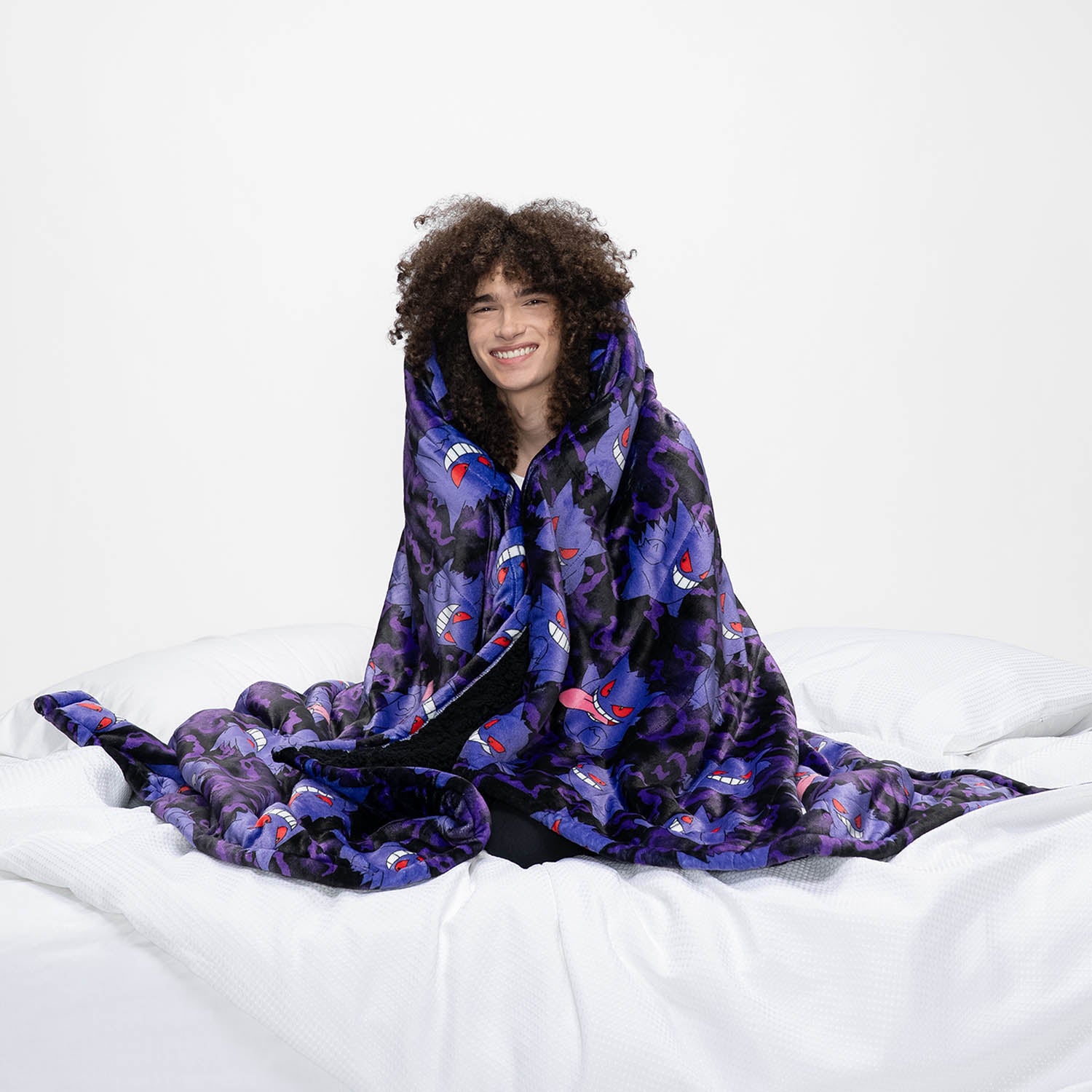 Pokémon Gengar Sherpa Blanket Licensed – The Oodie