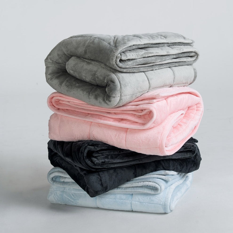 Pink Weighted Blanket – The Oodie