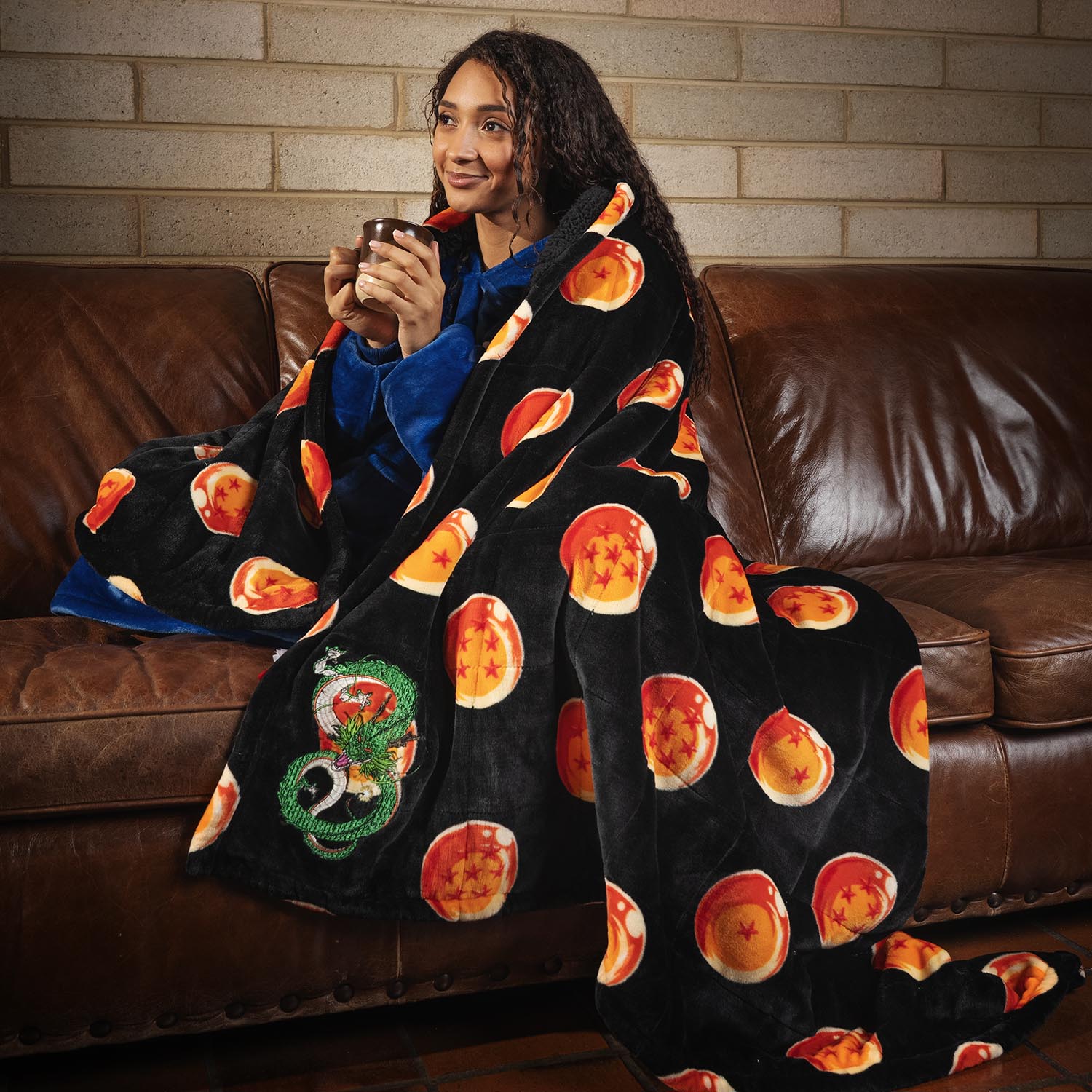 Dragon Ball Shenron Sherpa Blanket - Thumbnail 3
