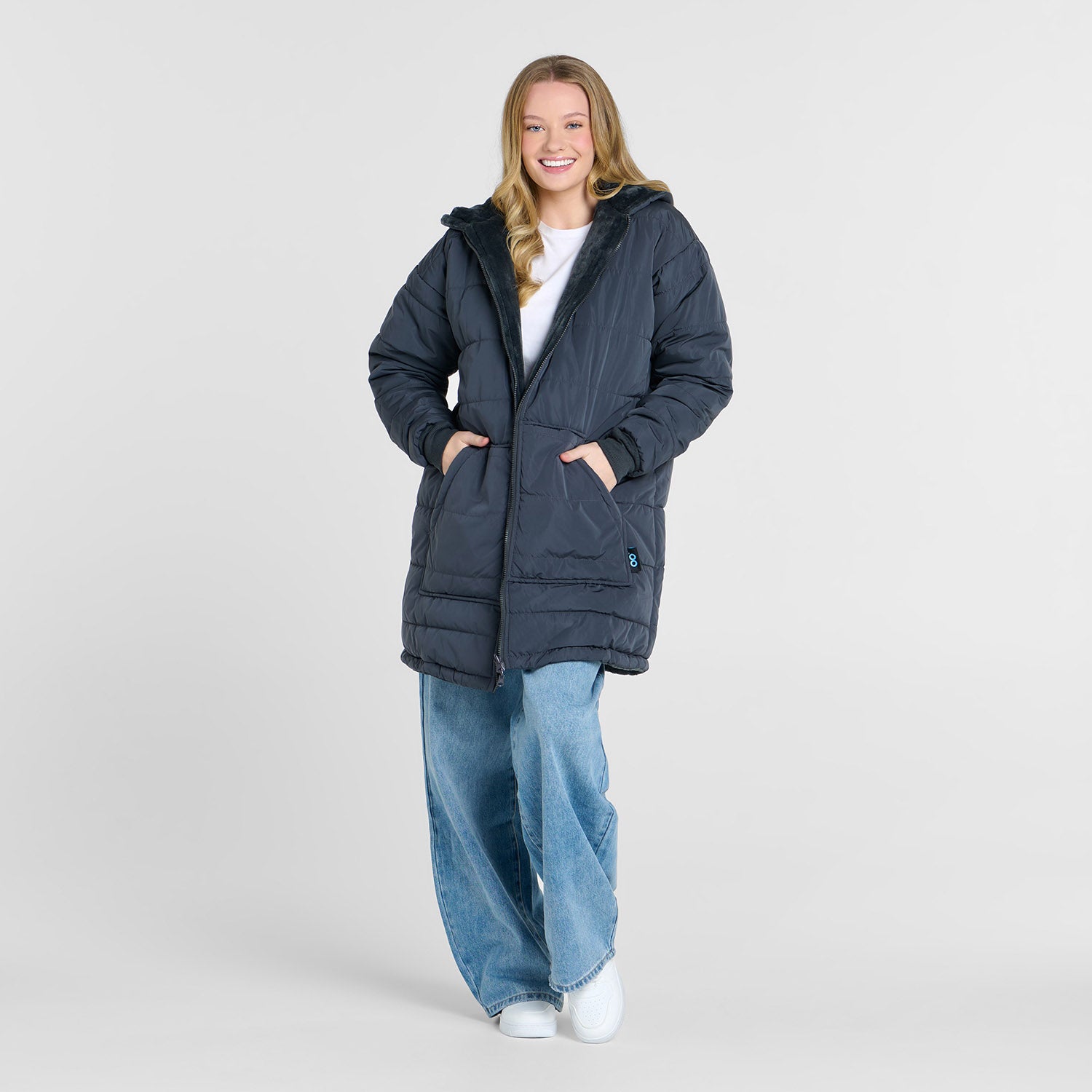 Sarah H who is 168cm and wears a size XS/X
