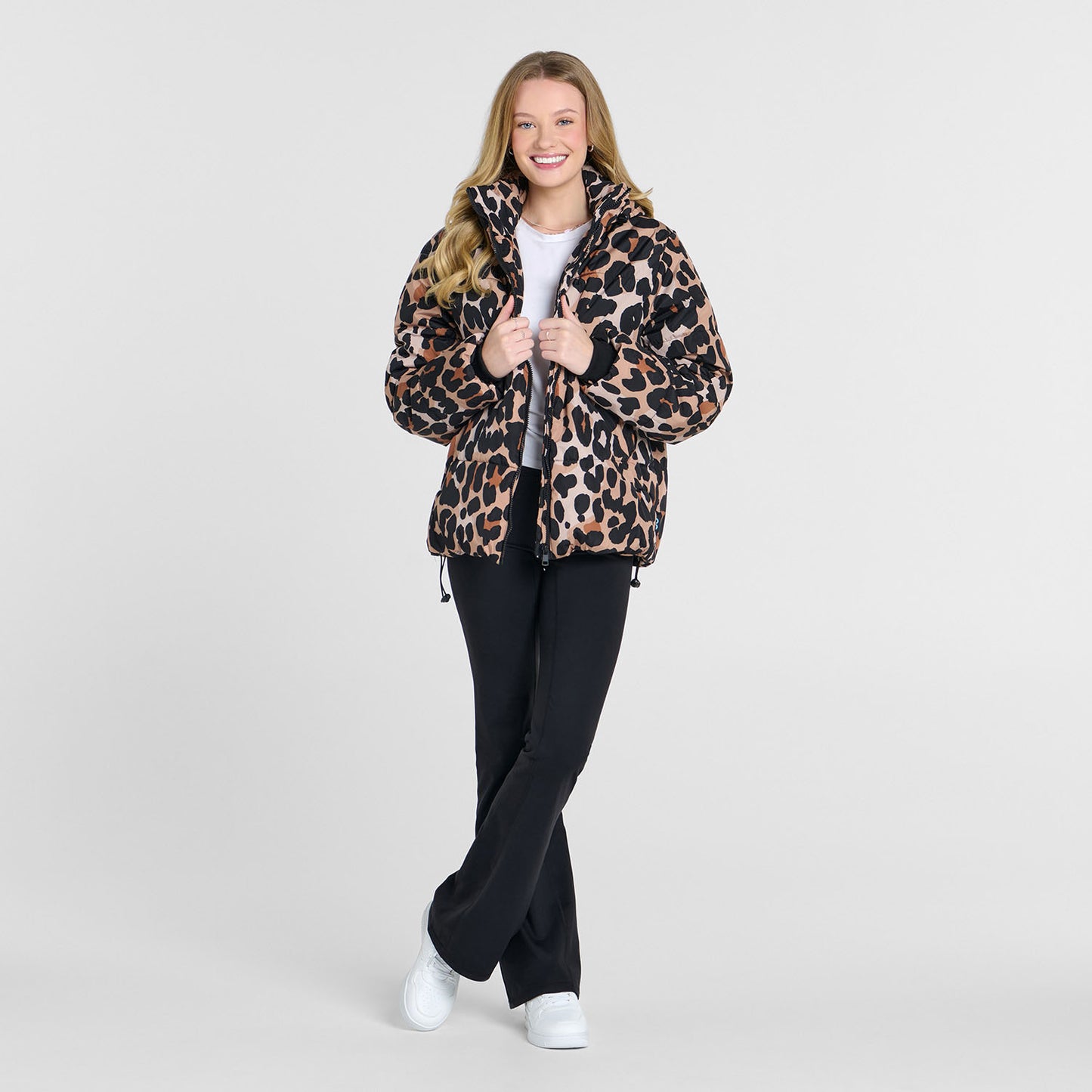 size: Sarah is 168cm wearing a size XS/S