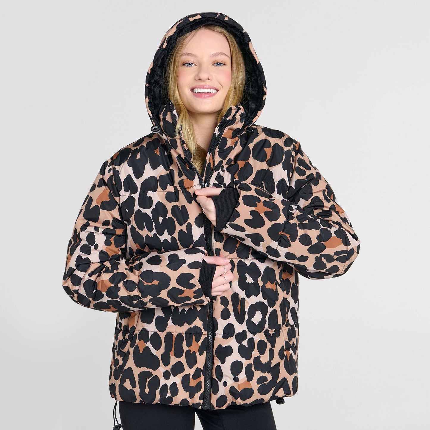 size: Sarah is 168cm wearing a size XS/S