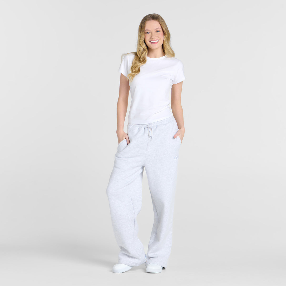 size: Sarah H is 168cm wearing a size XS/S