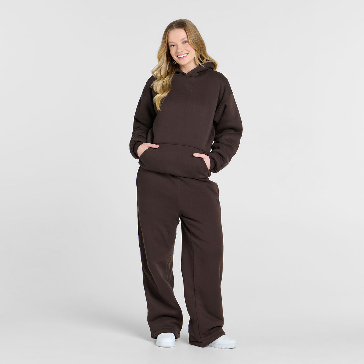 size: Sarah H is 168cm wearing a size XS/S