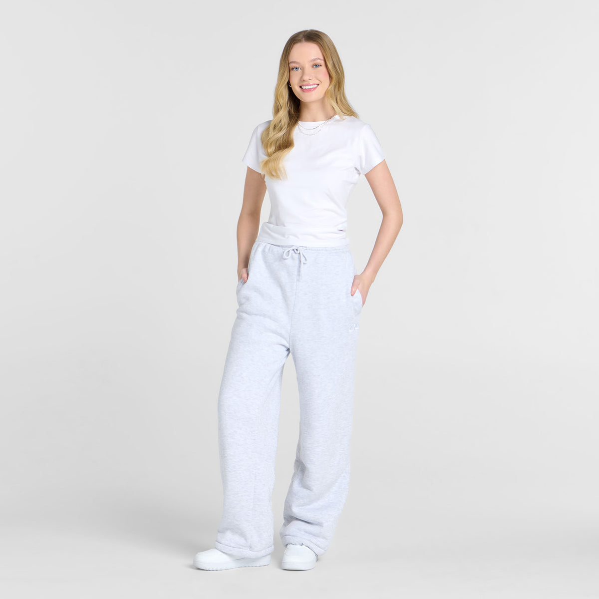 size: Sarah H is 168cm wearing a size XS/S