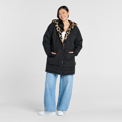 Ailene who is 178cm and wears a size S/M
