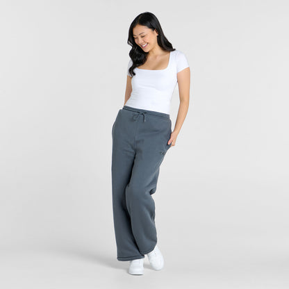 size: Ailene is 178cm wearing a S/M