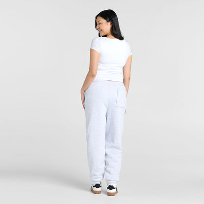 size: Ailene is 178cm wearing a S/M