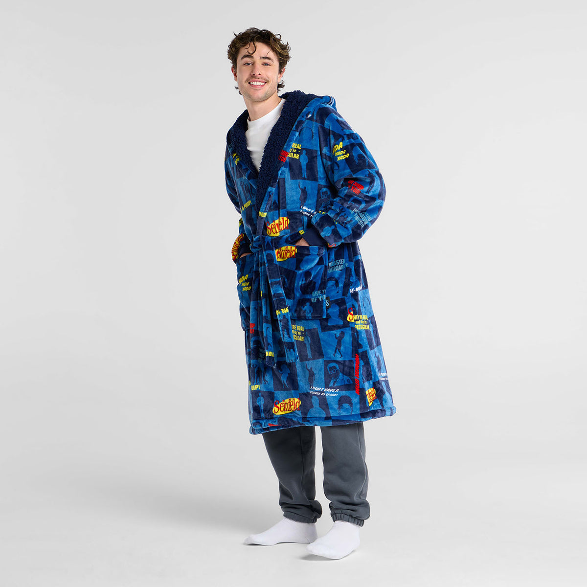 size: Cole is 183cm wearing a size L/XL