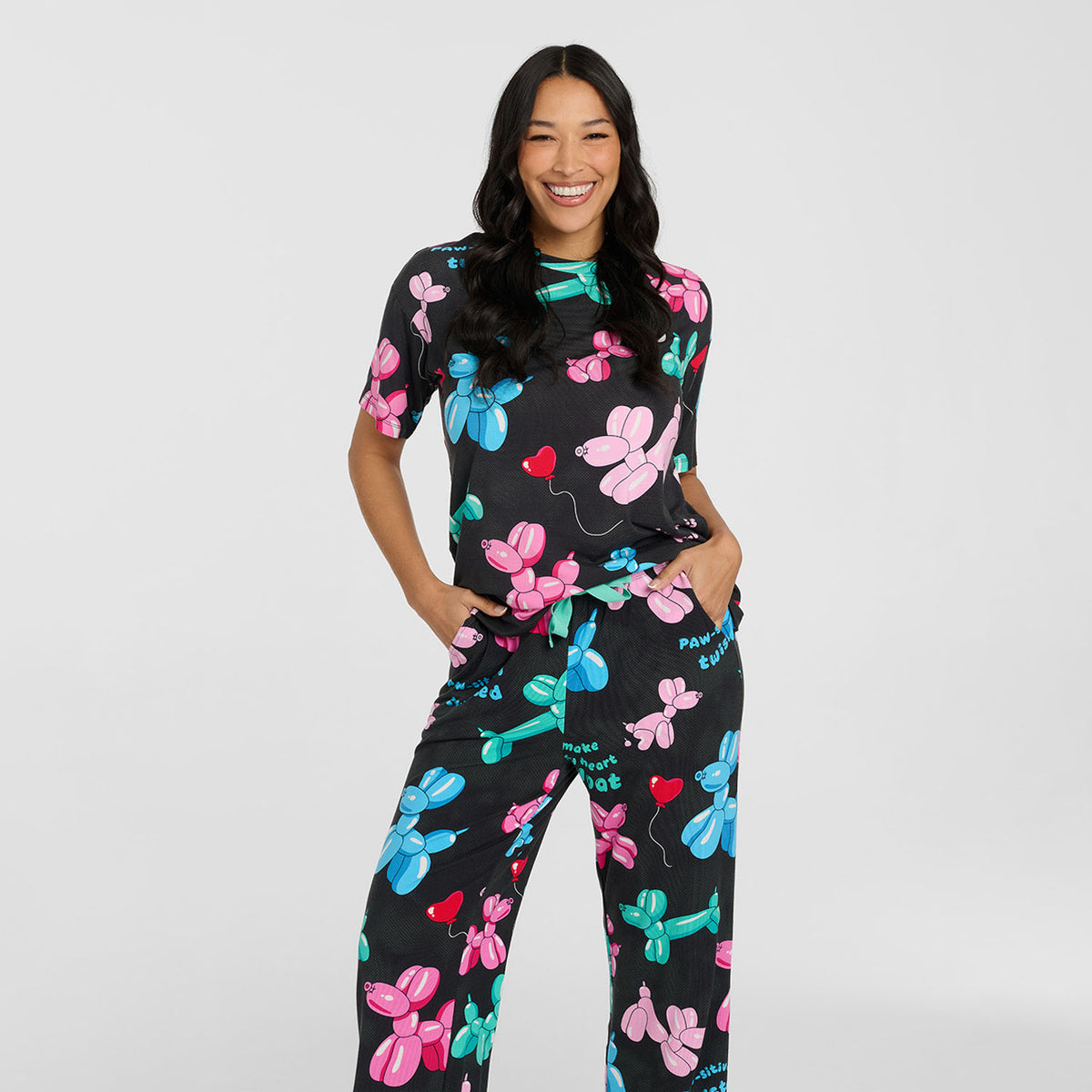 size: Alejandra is 172cm wearing a size S/M