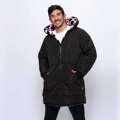 size: Martin is 186cm wearing a size L/XL