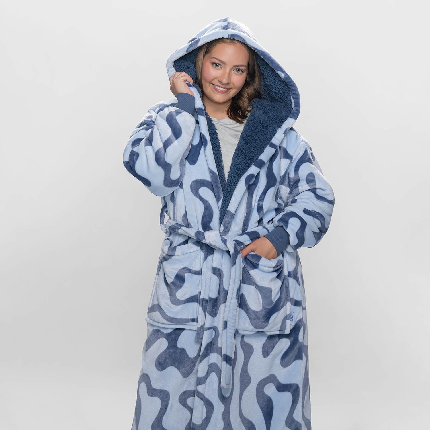 Blue Swirl Sherpa Dressing Gown – The Oodie
