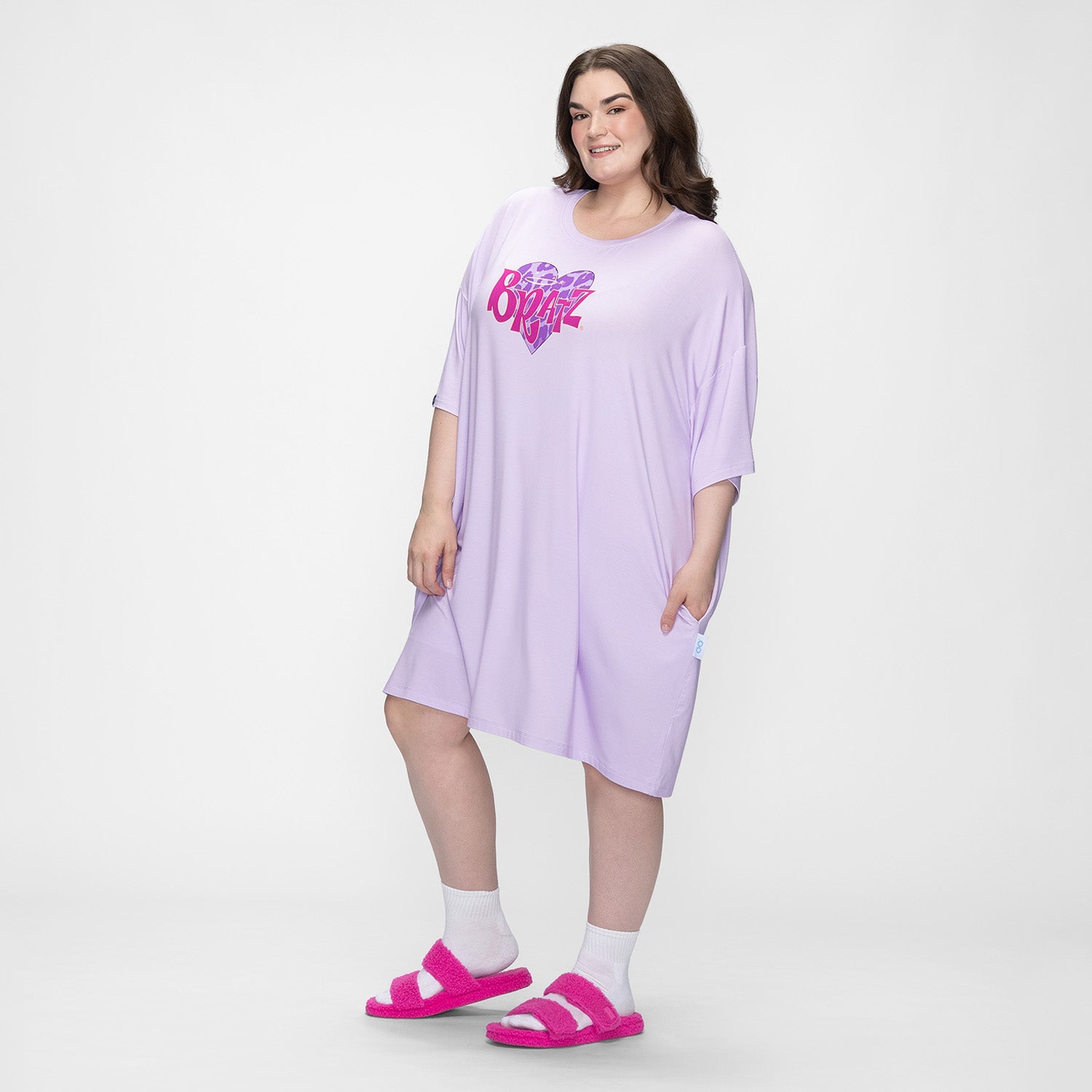 size: Claudia is 173cm wearing a size OSFM