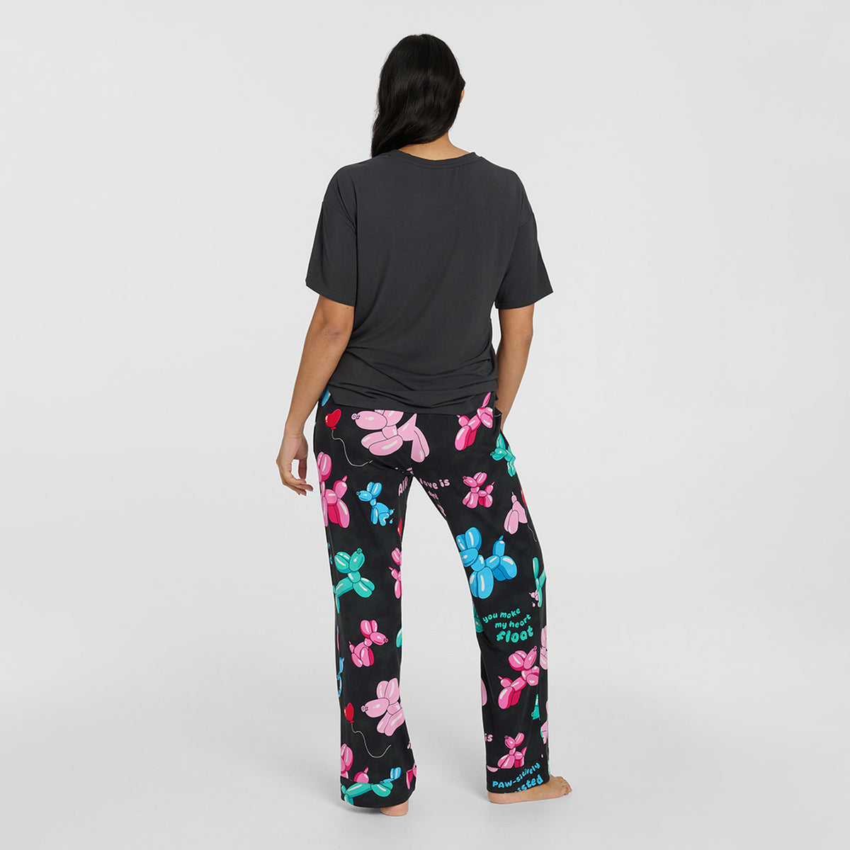 size: Alejandra is 172cm wearing a size S/M