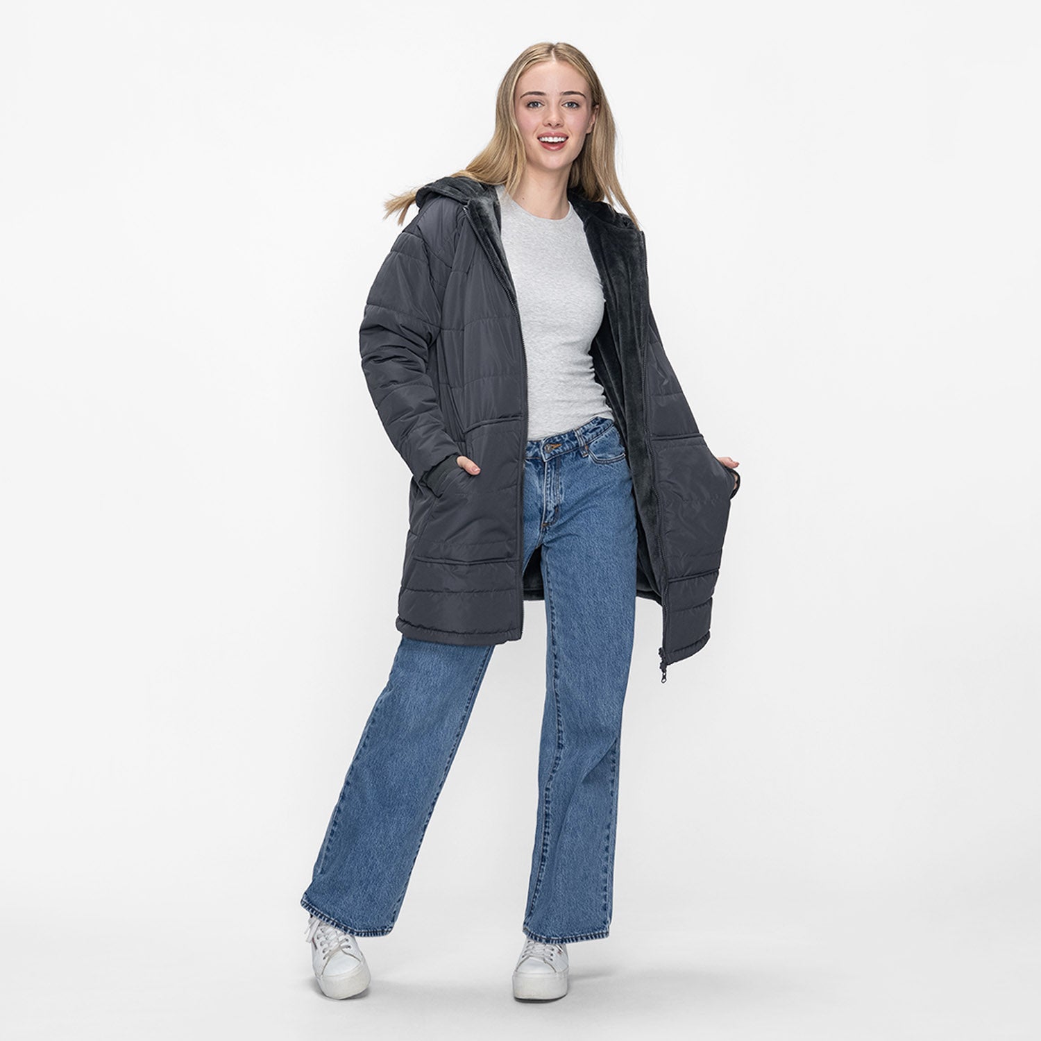 size: Sophia is 173cm wearing a size XXS/XS