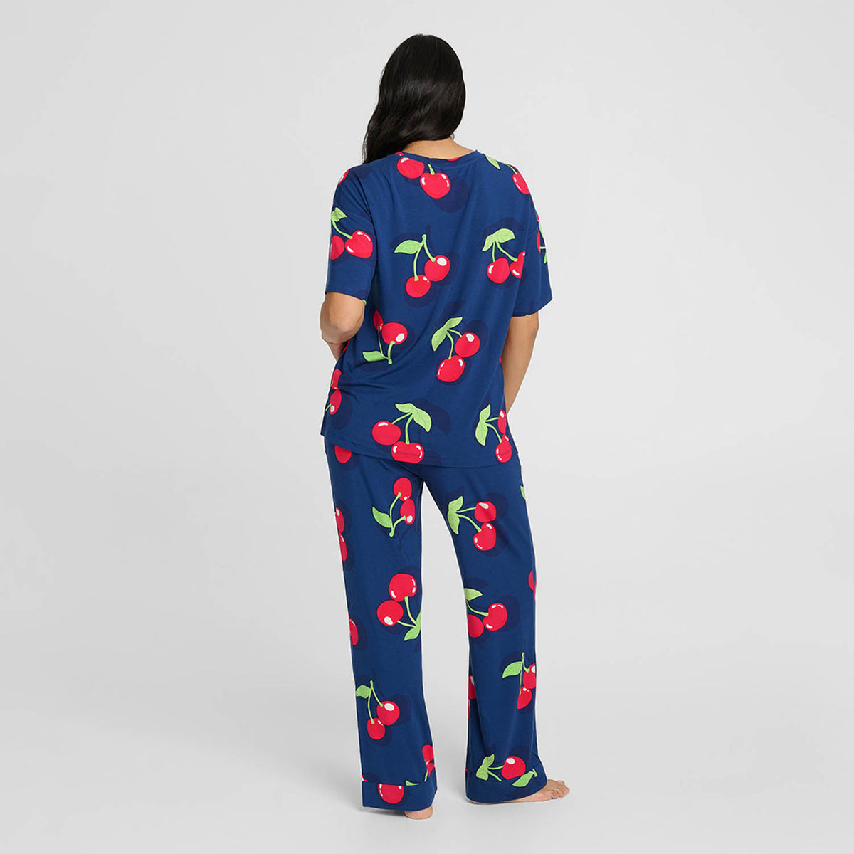 size: Alejandra is 172cm wearing a size S/M