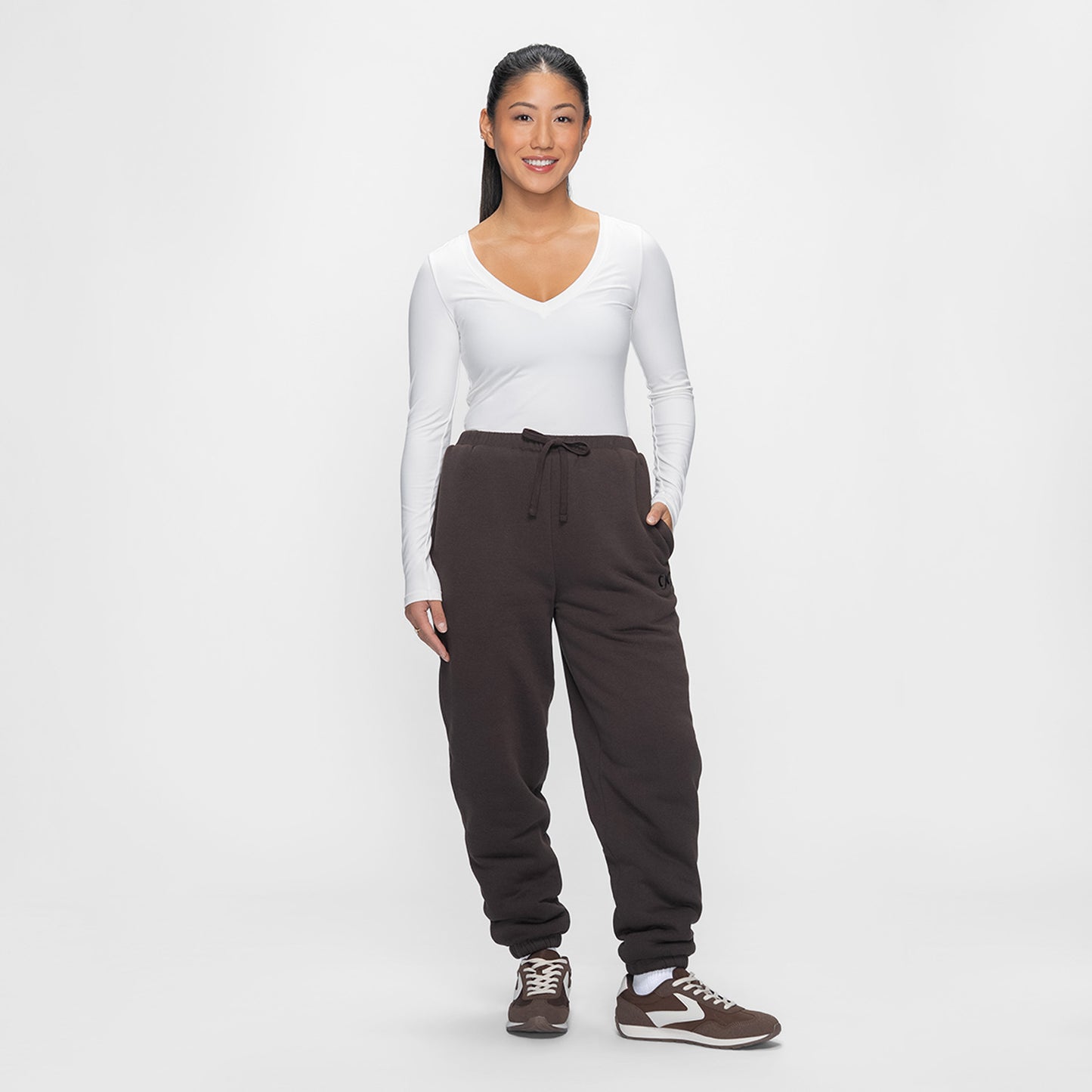 size: Yeryn is 165cm wearing a size XXS/XS
