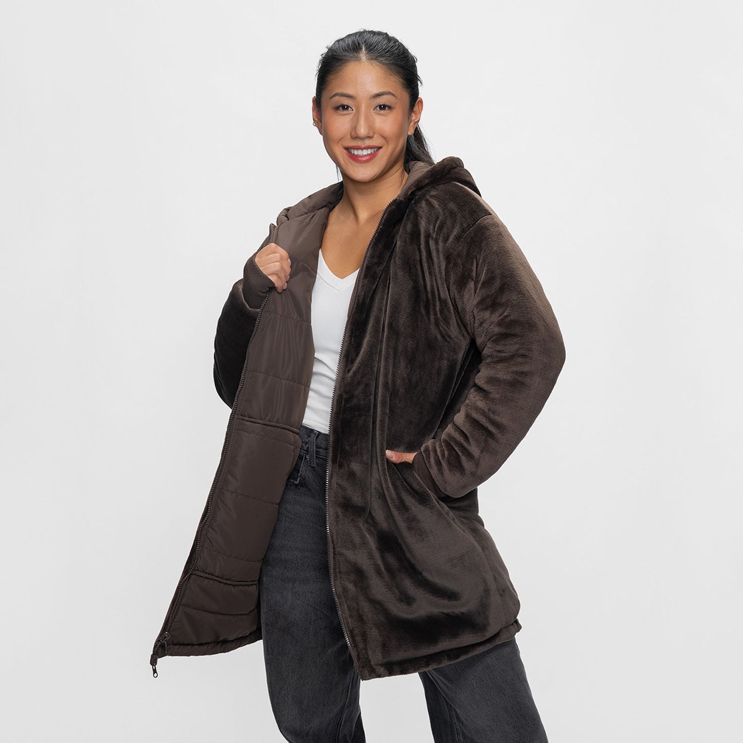 size: Yeryn is 165cm wearing a size XXS/XS