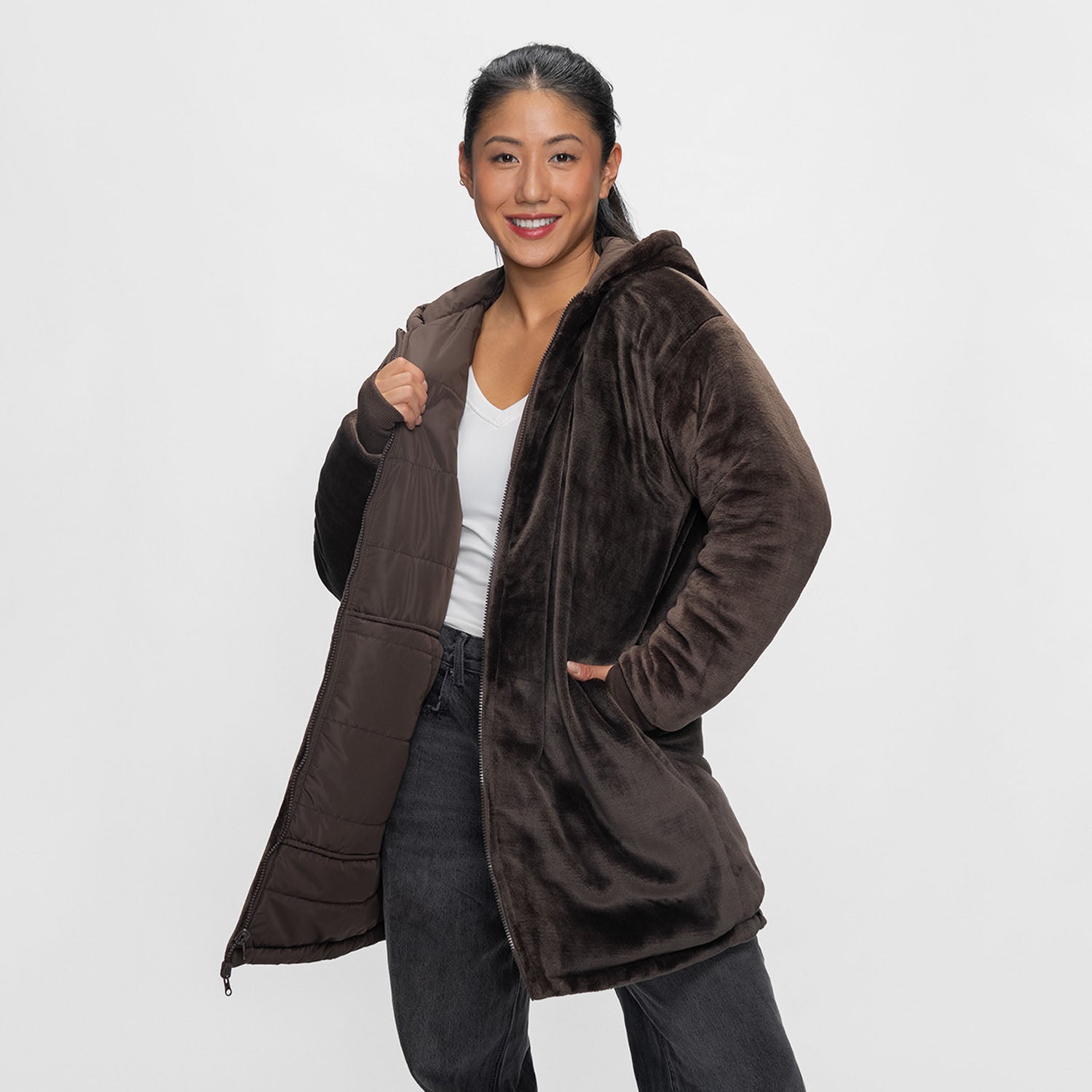 size: Yeryn is 165cm wearing a size XXS/XS
