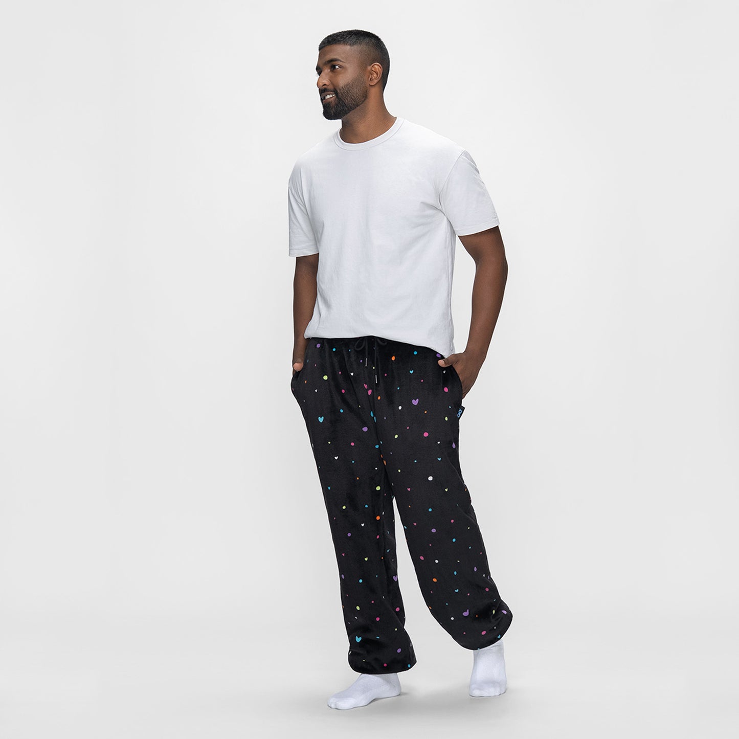 size: Sudev is 185cm wearing a size L/XL