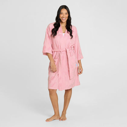 size: Alejandra is 172cm wearing a size S/M