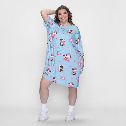 size: Finty is 169cm wearing a size OSFM