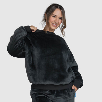 size: Mia is 170cm wearing a size S/M