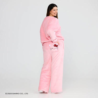 size: Serena is 180cm wearing a size L/XL