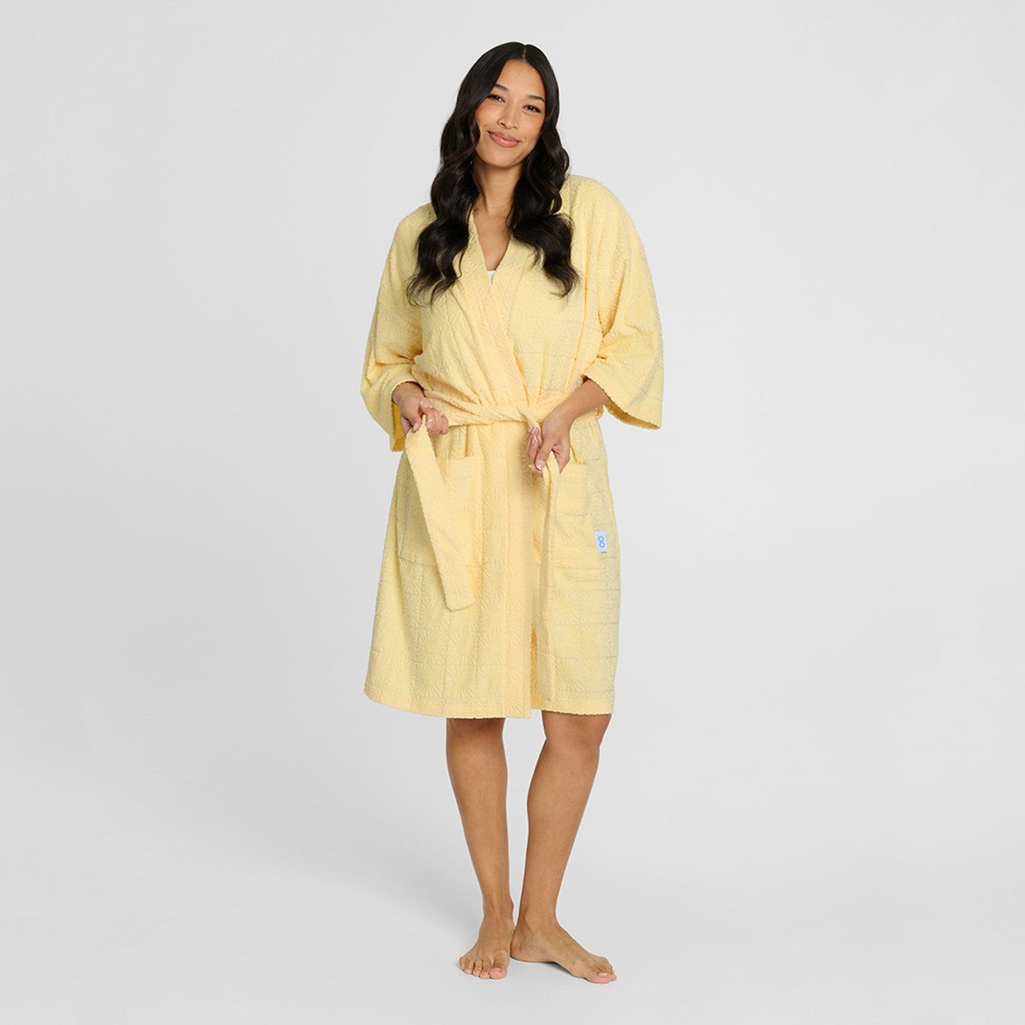 size: Alejandra is 172cm wearing a size S/M