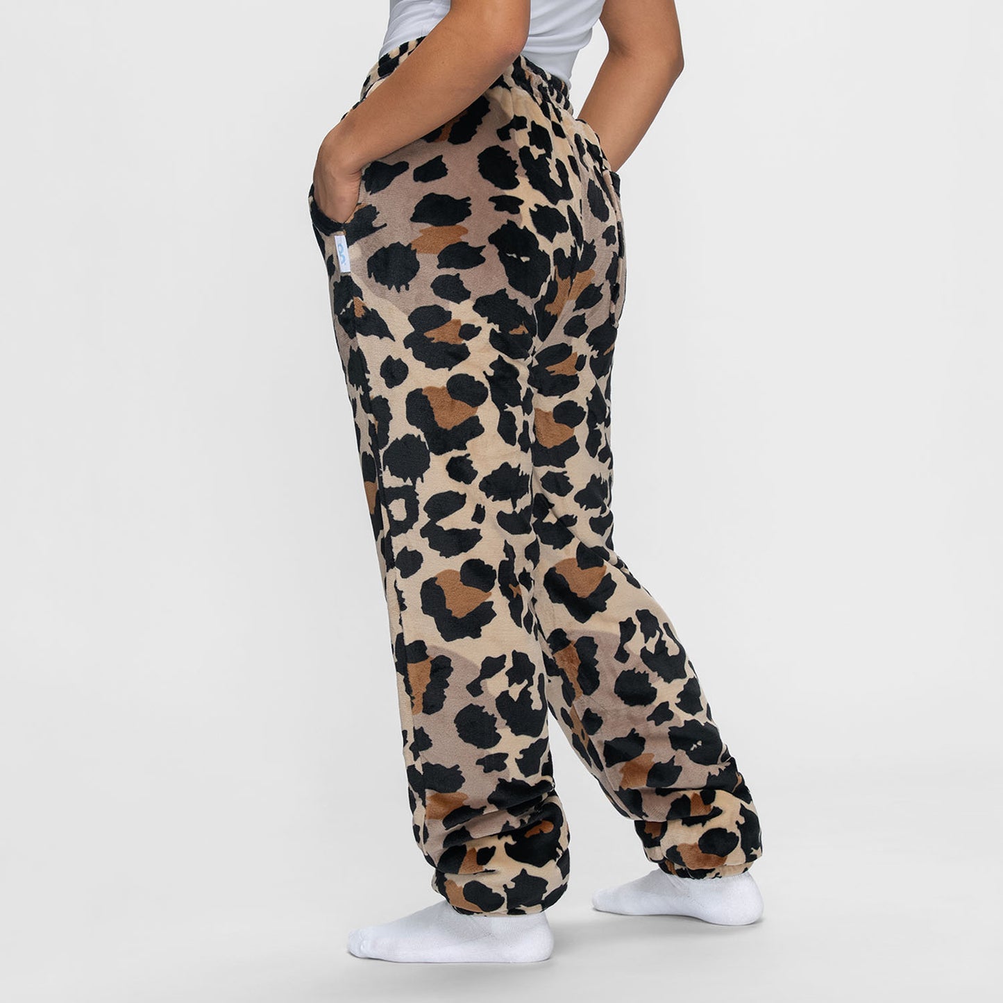 size: Yeryn is 165cm wearing a size S/M