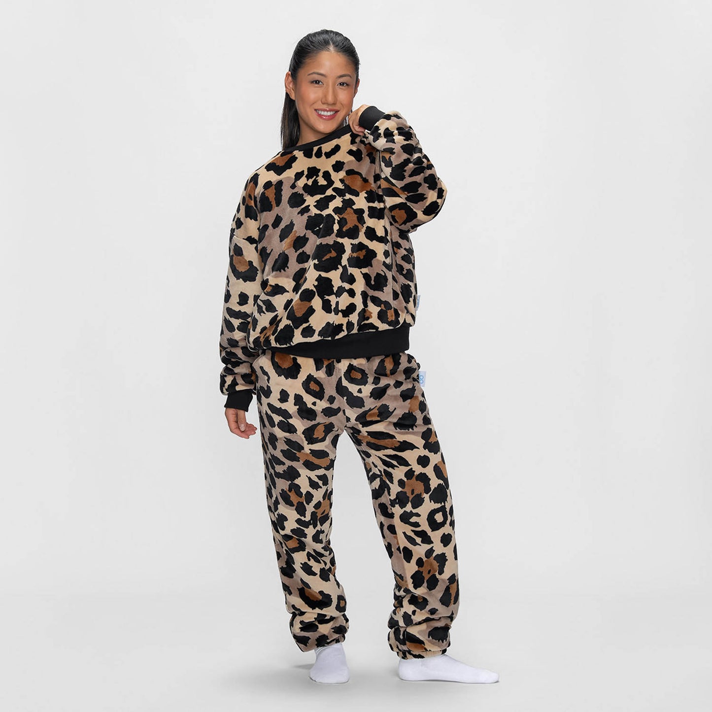 size: Yeryn is 165cm wearing a size S/M