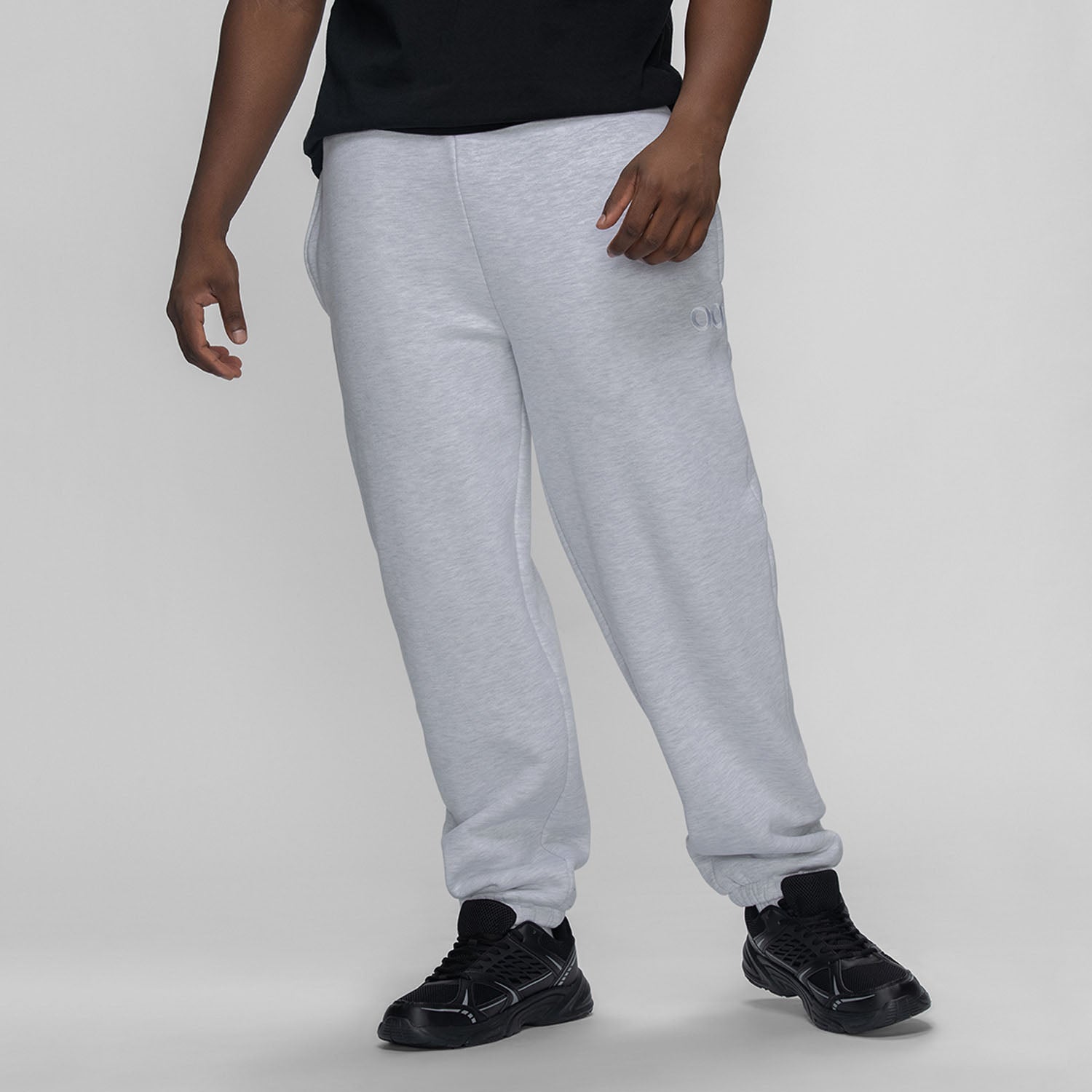 size: Sudev is 185cm wearing a size L/XL