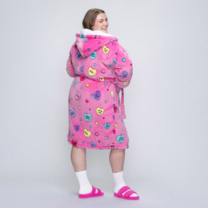 size: Tayla is 169cm wearing a size L/XL