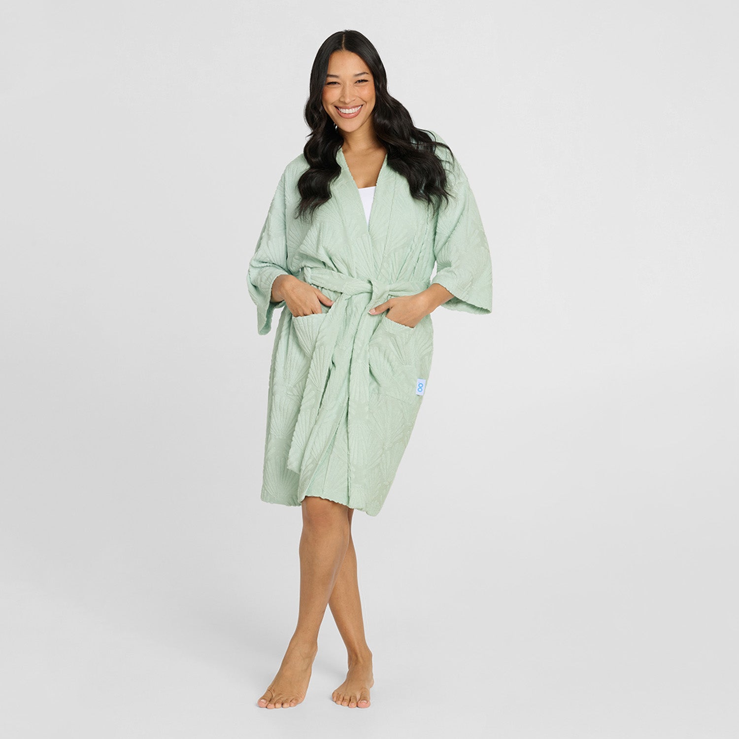 size: Alejandra is 172cm wearing a size S/M