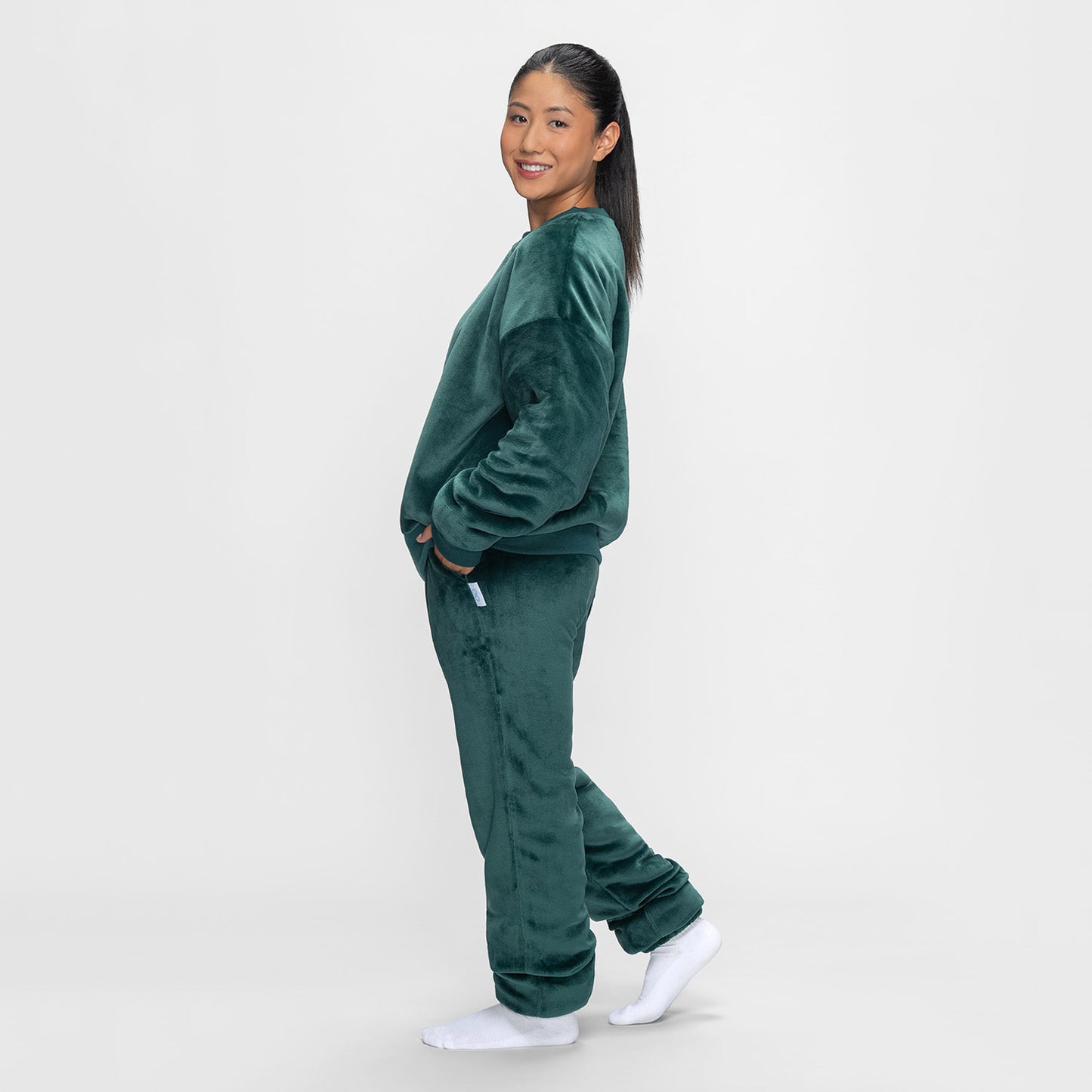 size: Yeryn is 165cm wearing a size S/M