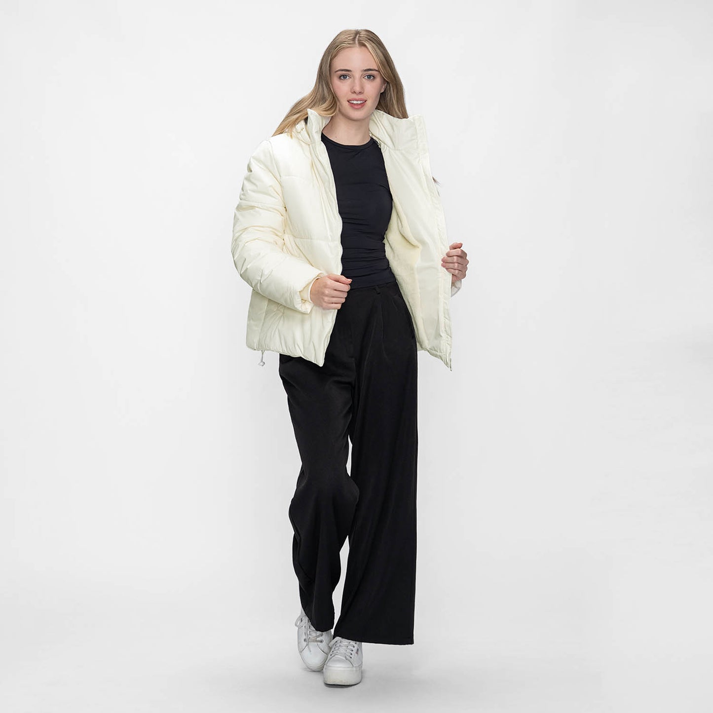 size: Sophia is 173cm wearing a size XXS/XS