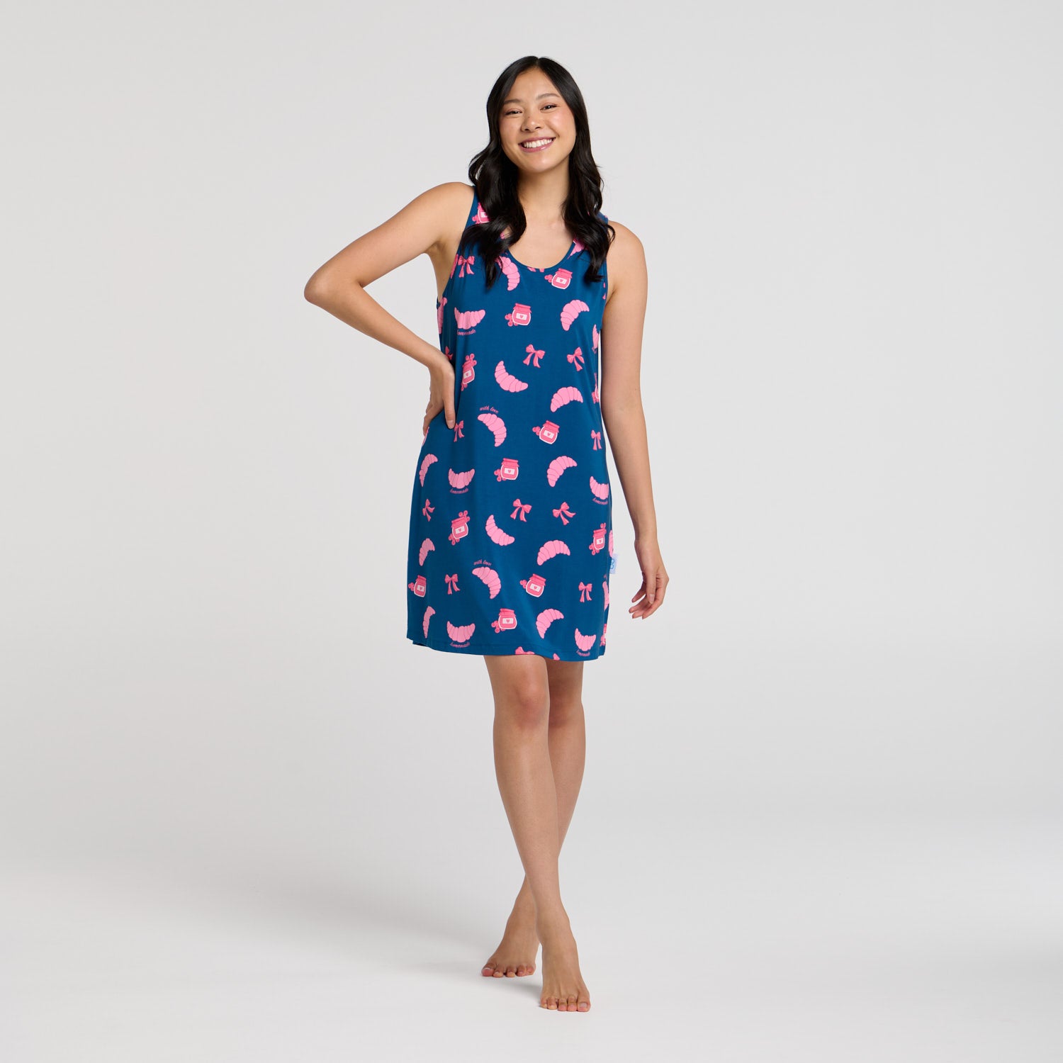 size: Ailene is 178cm wearing S/M