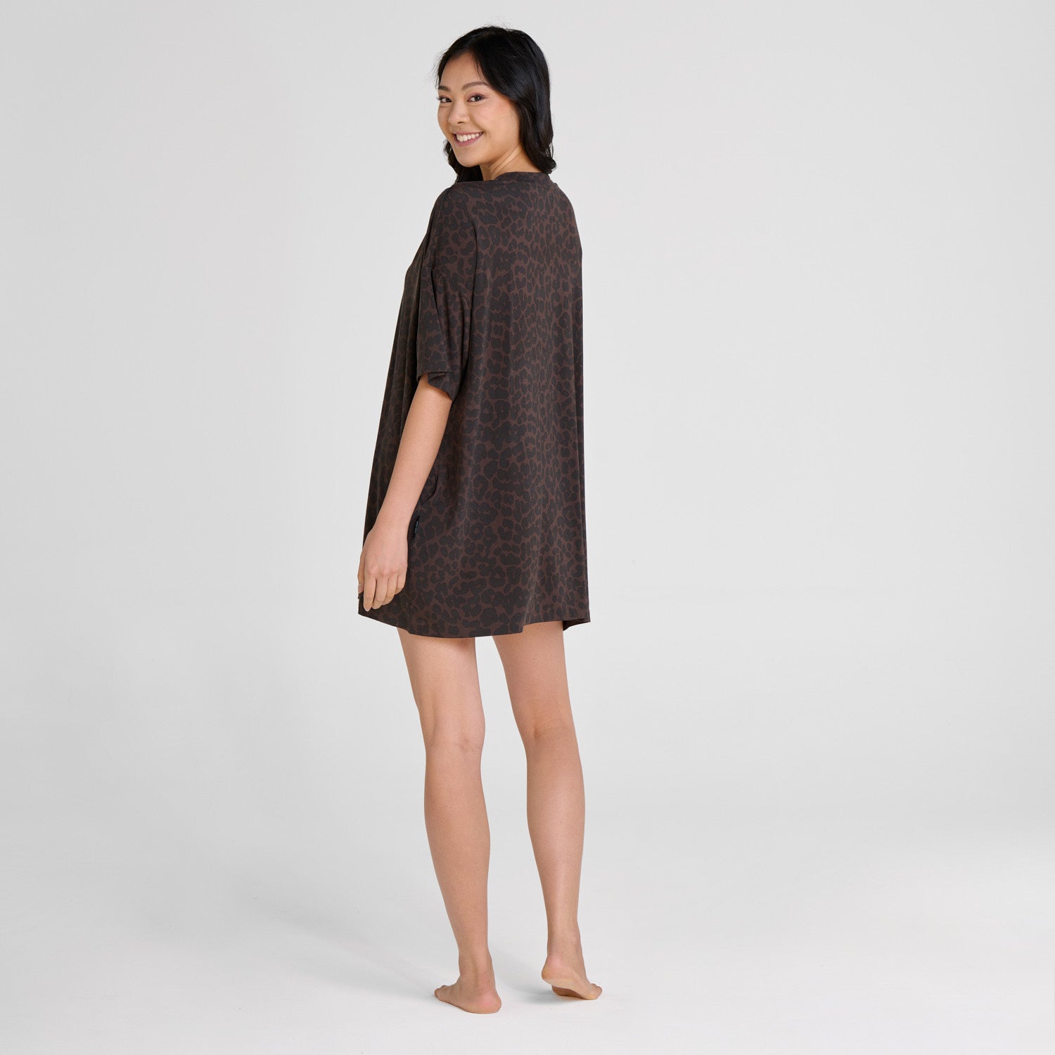 size: Ailene is 178cm wearing S/M