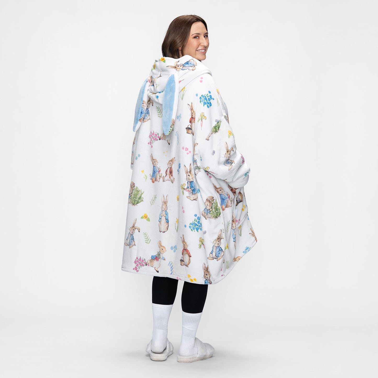 size: Mia is 170cm wearing a size OOD