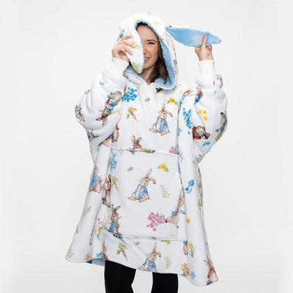 size: Mia is 170cm wearing a size OOD