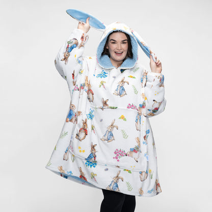 size: Claudia is 173cm wearing a size OOD