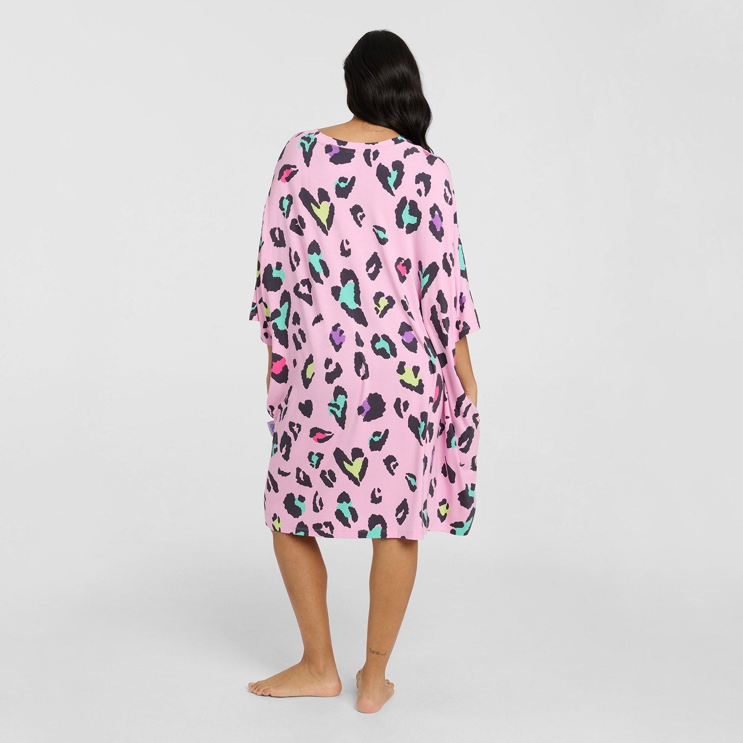 size: Alejandra is 172cm wearing a size OSFM