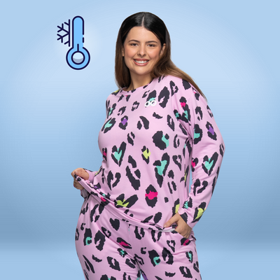 size: Serena is 180cm wearing a size XL