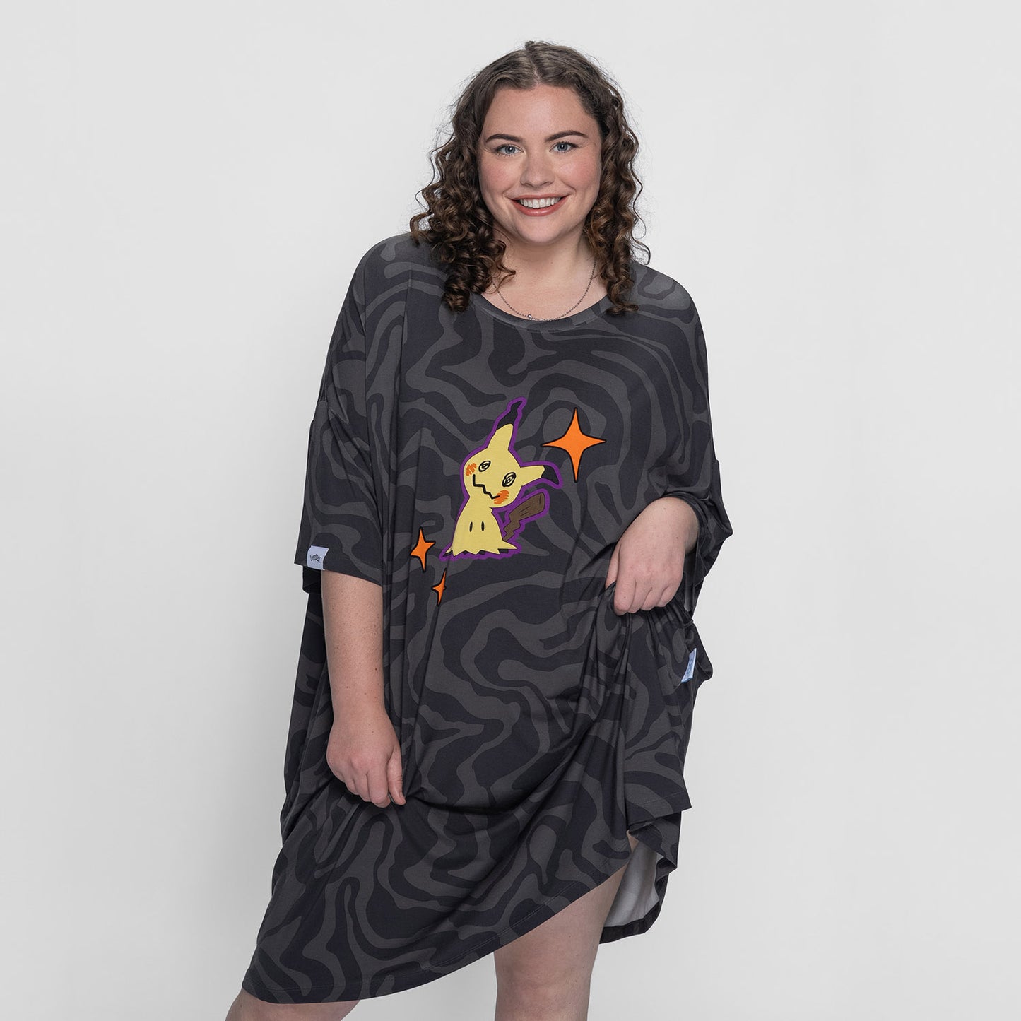 size: Finty is 169cm wearing a size OSFM