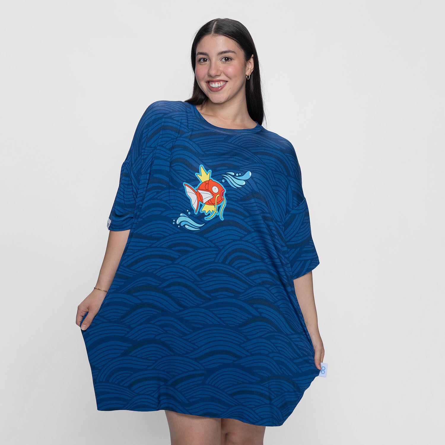 size: Sharnaya is 163cm wearing a size S/M