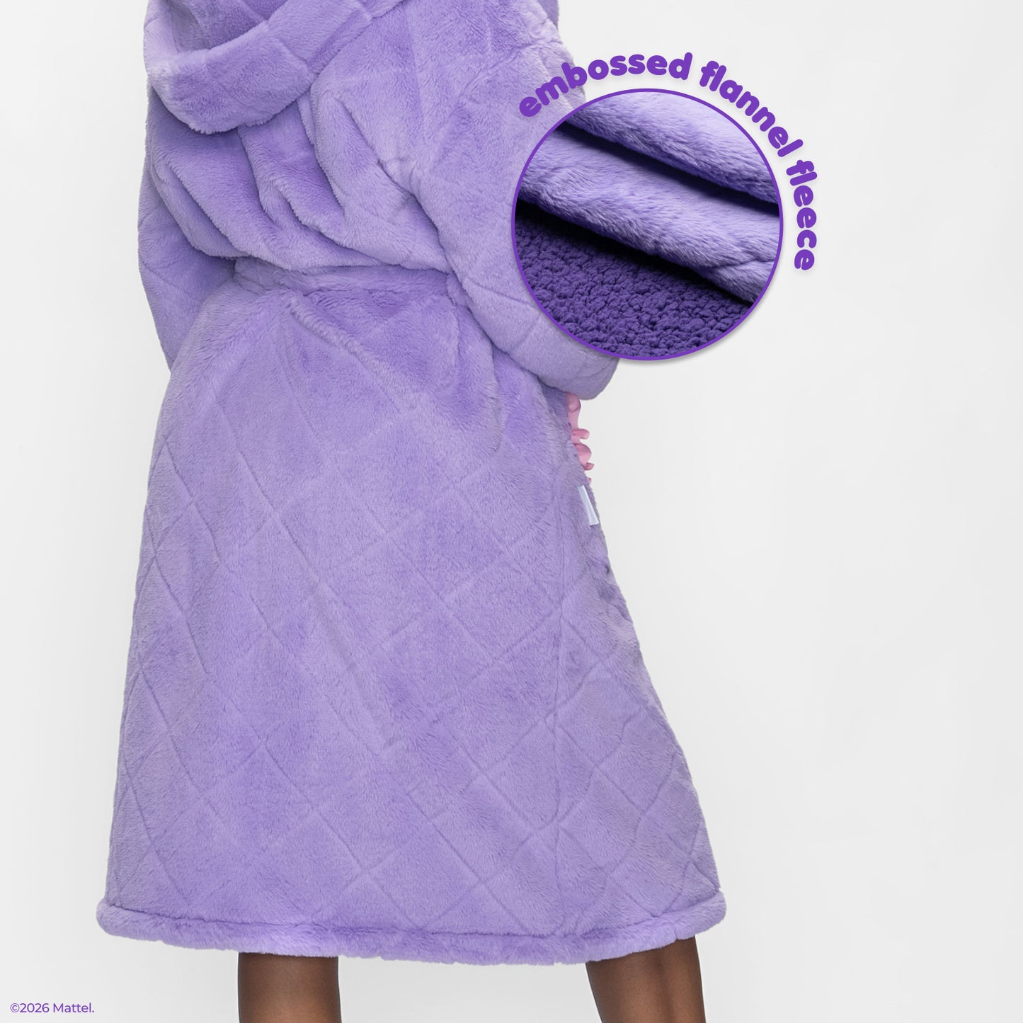 size: Valerie is 174cm wearing a size S/M