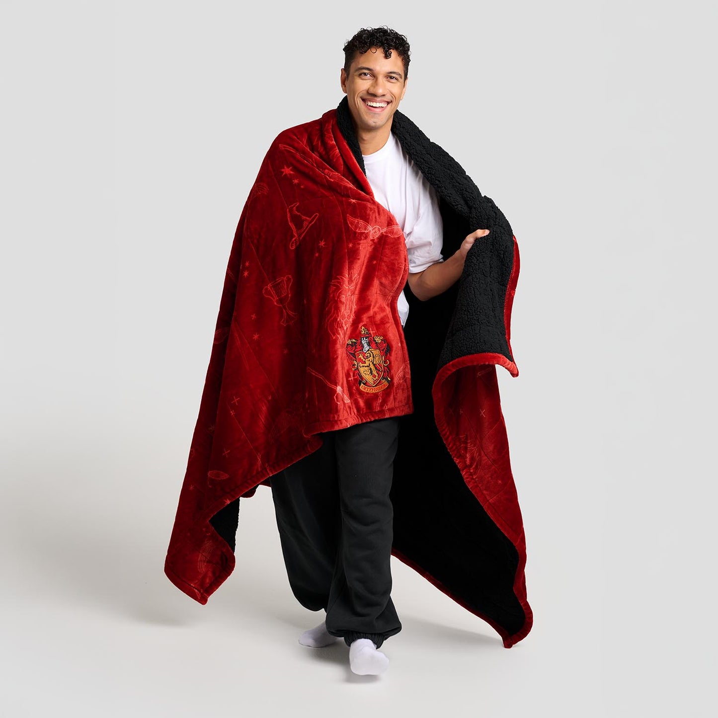 size: Renato is 179cm wearing a size Single