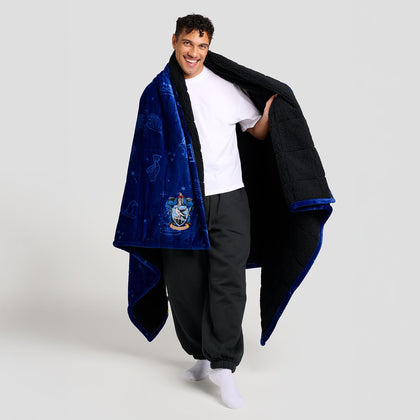 size: Renato is 179cm wearing a size Single