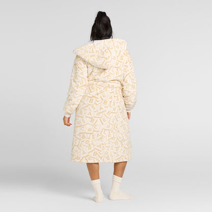 size: Alejandra is 172cm wearing a size S/M