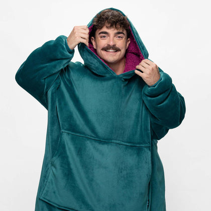 size: Adam is 183cm wearing a size OOD